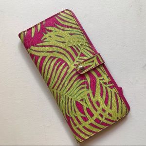 Vera Bradley Bill Fold